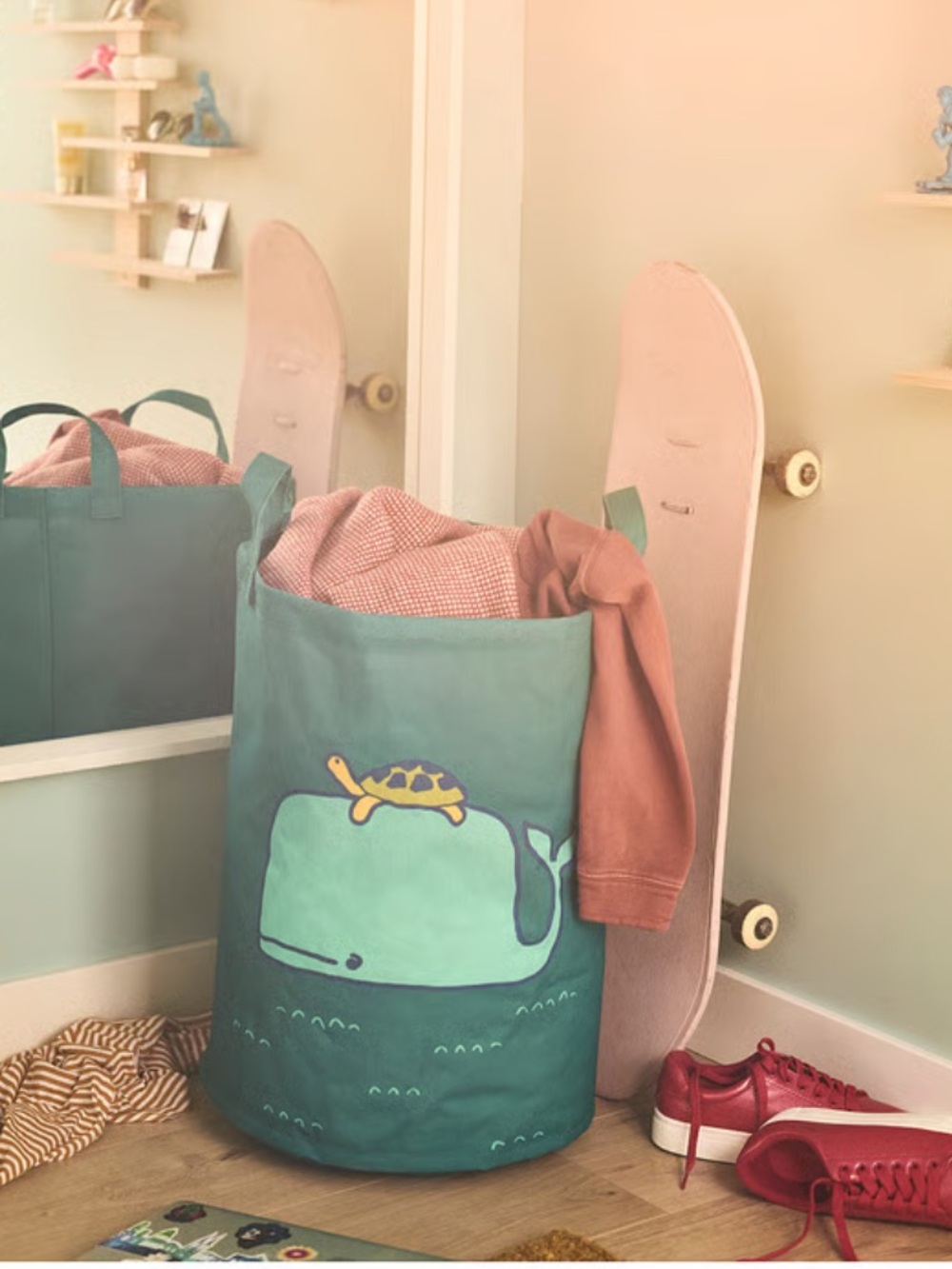 IKEA Whale and Turtle Teal and Light Blue Recycled Storage Bag BLÅVINGAD - Picture 4 of 7